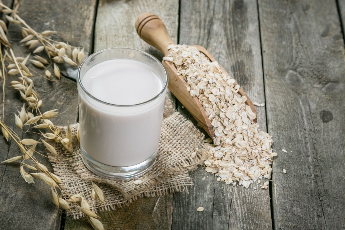 Wholesome Oat Milk - Made Fresh! – Kalorik.ca